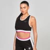 Cropped Scoop Neck Snug Fit Bra