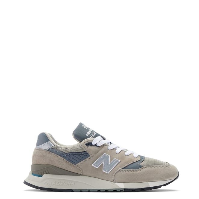 Low Top Flat Heel Sneakers