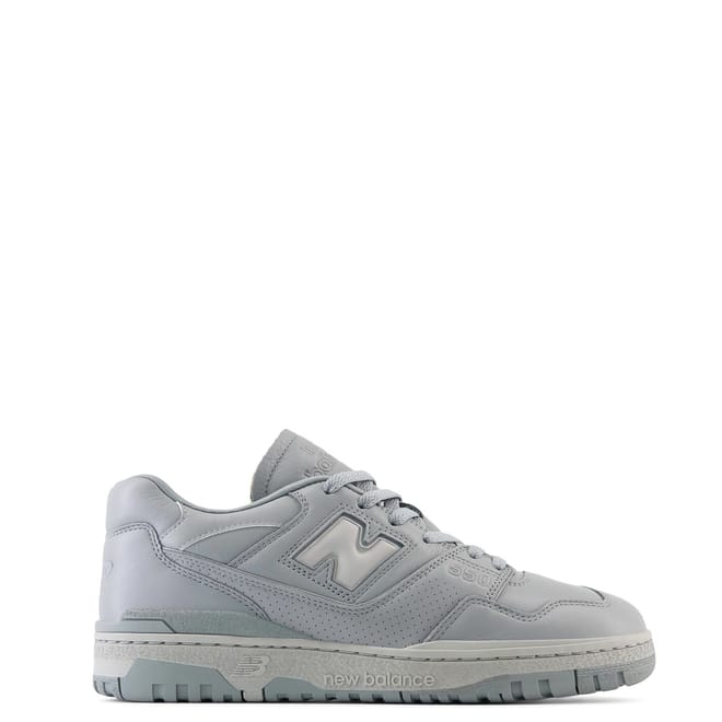 550 Monochrm Low Top Sneakers