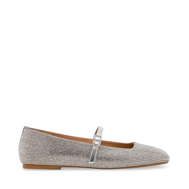 Ezri R Pumps