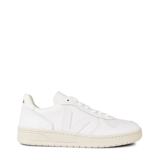 V 10 Low Top Leather Sneakers