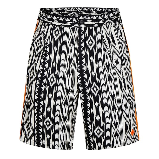 Ikat Patterned Casual Shorts