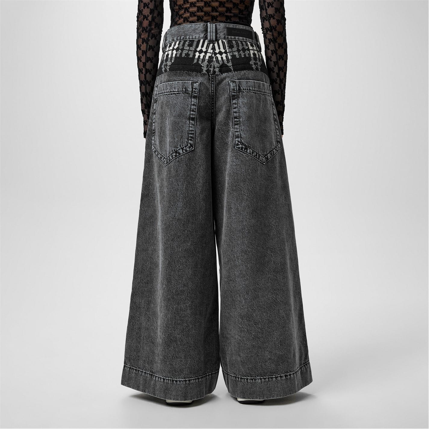 デニム・ジーパン PALM ANGELS 'Parachute' jeans Gray Grey Palm Angels Monogram Denim Jeans - Get The Label