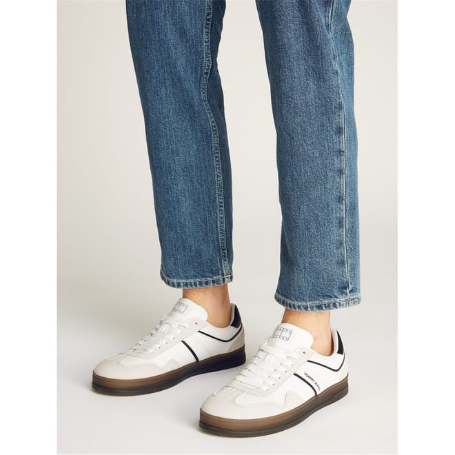 Greenwich Leather Low Top Sneakers