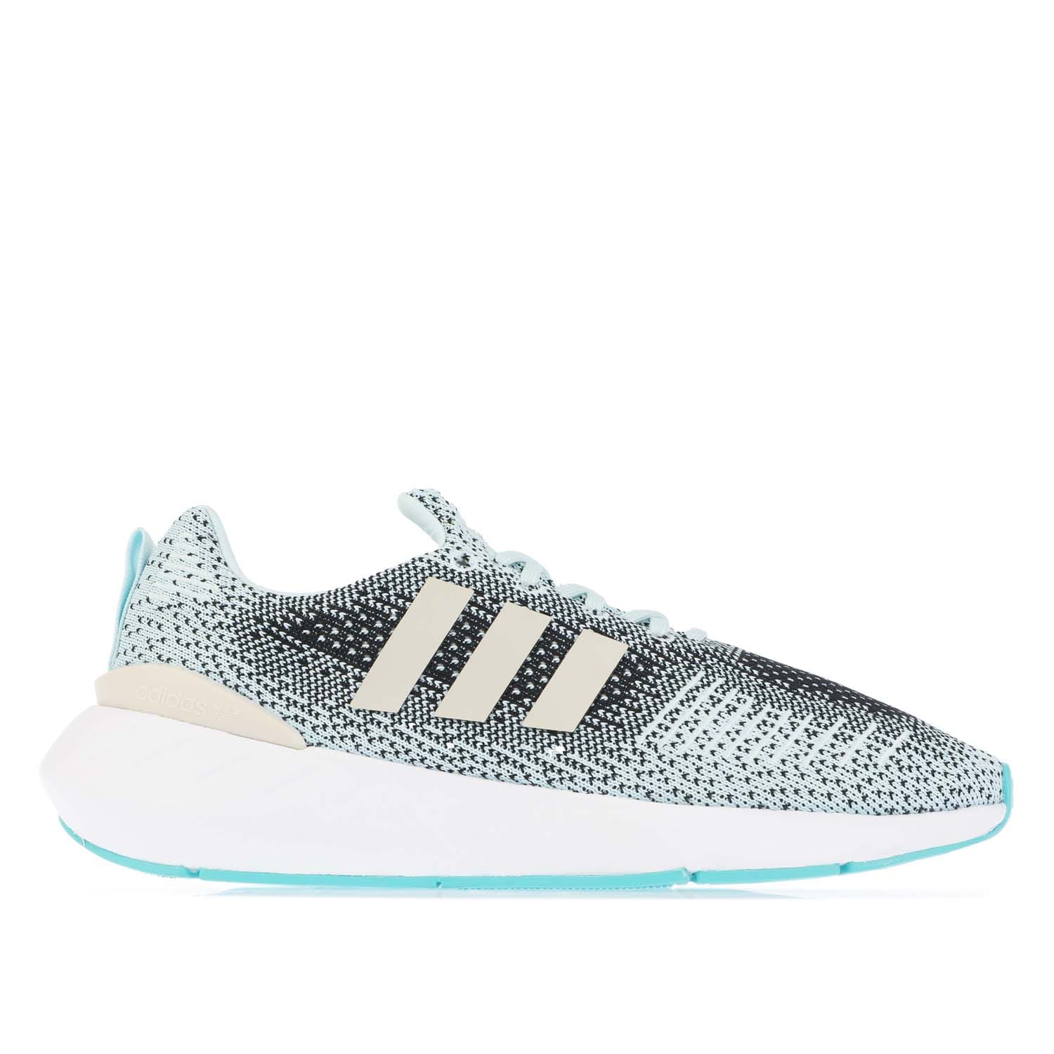 adidas Originals Womens Swift Run 22 Trainers in Mint