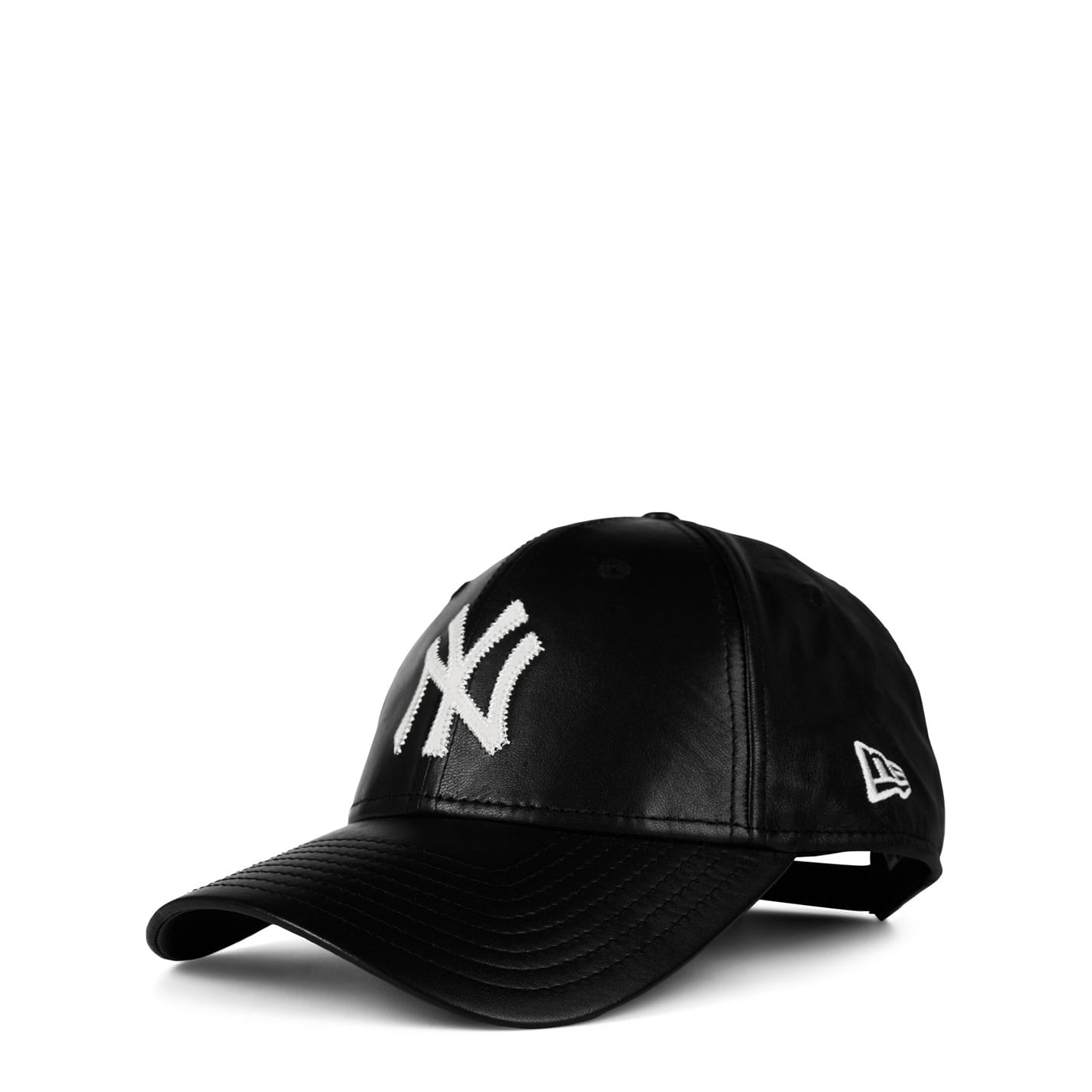 NEW ERA EMBLEM 9FORTY LEATHER CAP fcrb 黒 NEW ERA EMBLEM 9FORTY SYNTHETIC LEATHER CAP – TIME AFTER TIME
