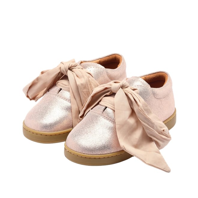 Emilia Organz Low Top Sneakers