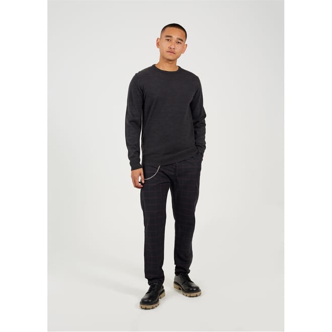Trouser With Chain