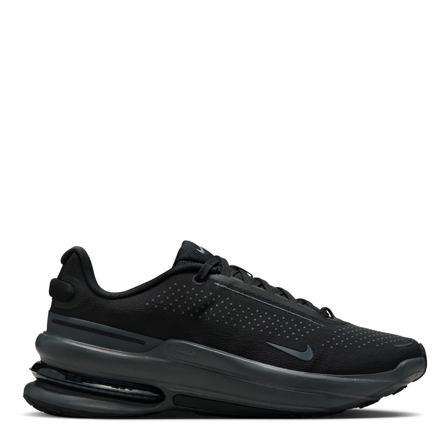 nike black low top sneakers