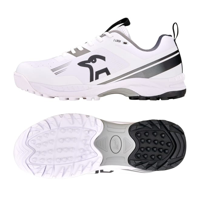 Pro 4.0 Rubber Cricket Shoe   Junior Sizes