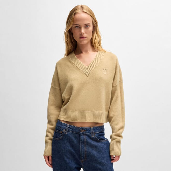 Sester_B Relaxed-Fit Cropped Sweater