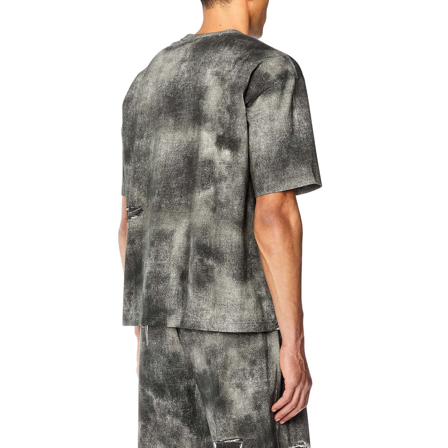 ★DIESEL★ T-WASH HALF SLEEVE T-SHIRT DARK GREY A130350DQAQ0 Men's oversized T-shirt with Denim print | Black | Diesel