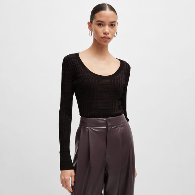 Firama Scoop-Neck Sweater