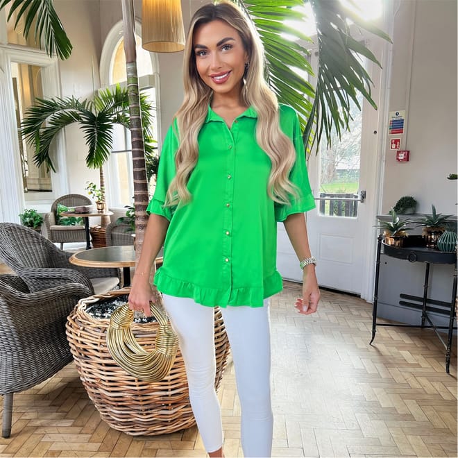 Detail Gold Button FronT-Shirt