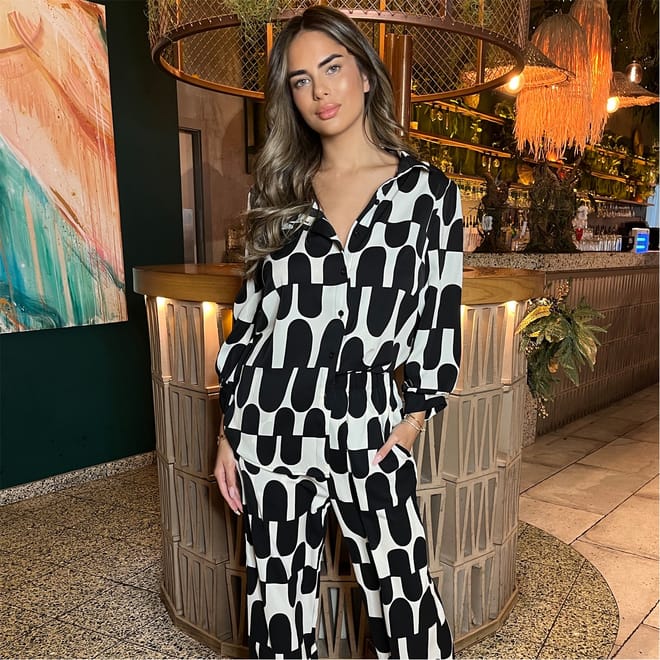 And Cream Geometric Print Three Quartersleeve Shirt