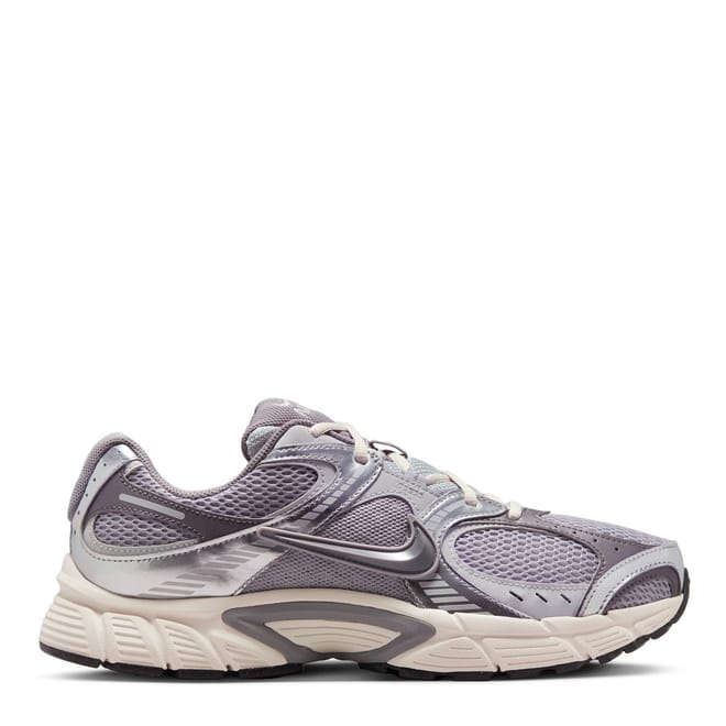 V5 Lace Up Low Top Runners