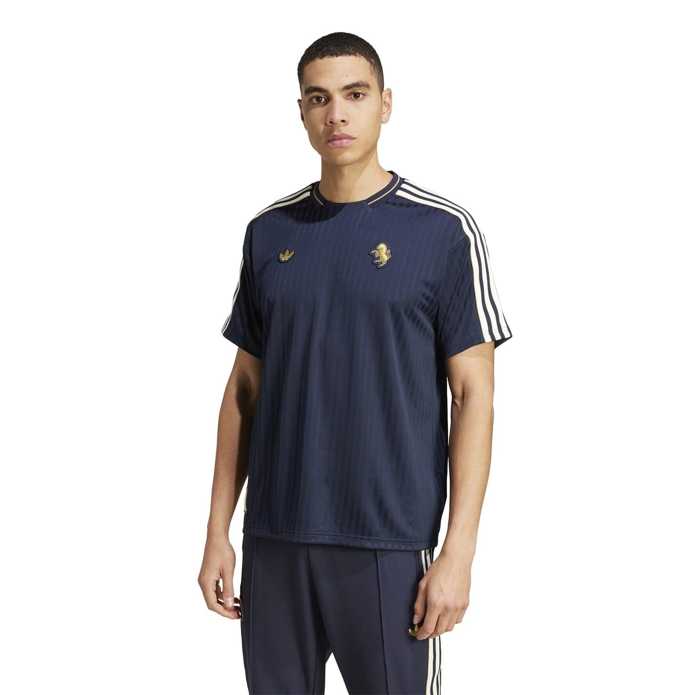 新品タグ付き adidas Juventus シャツ ネイビー adidas Originals JUVENTUS ICON - Print T-shirt - legend ink