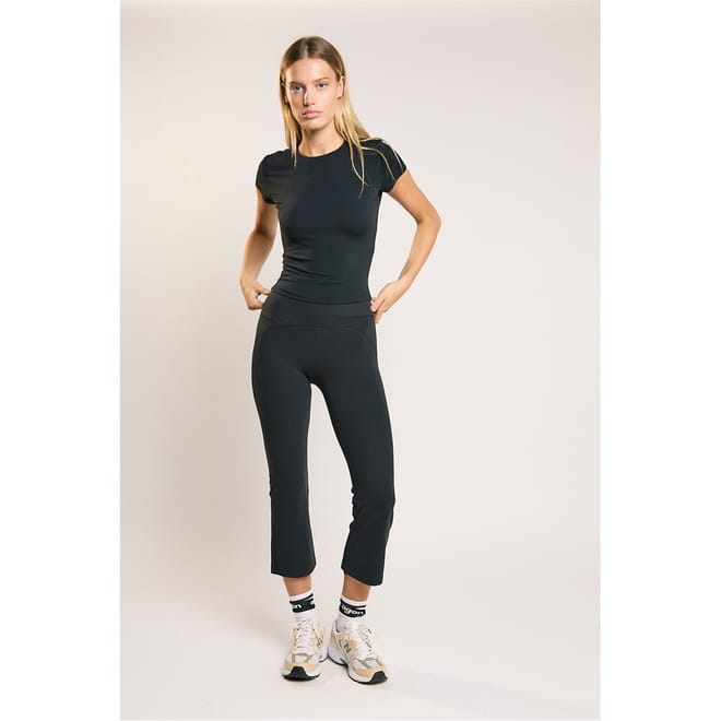 Black Capri Leggings