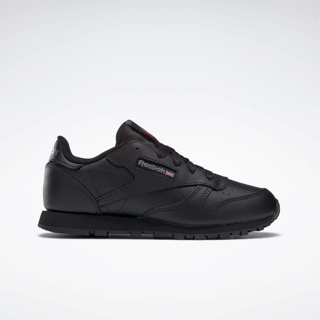 Classic Leather Low Top Sneakers