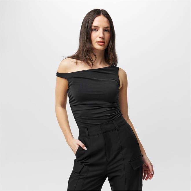 Asymmetric Shoulder Top