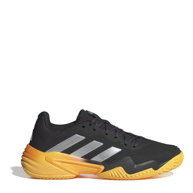 Barricade 13 Low Top Round Toe Flat Heel Sneakers