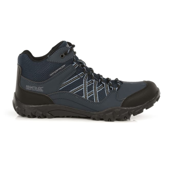 Edgepint Mid Round Toe Low Heel Hiking Boots