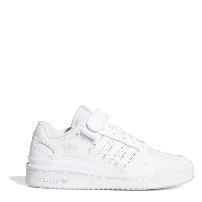 Forum Low Top Round Toe Sneakers