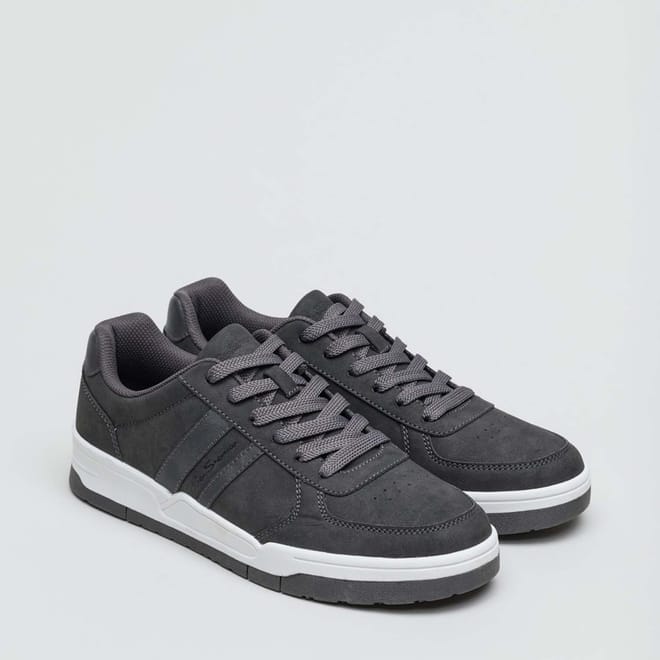 Curve Trainers