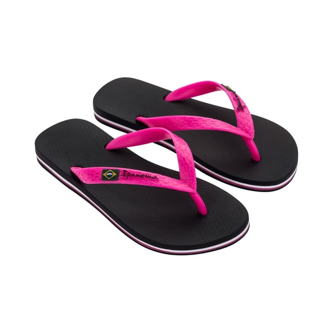 Brasil II Textured Flat Heel Flip Flops