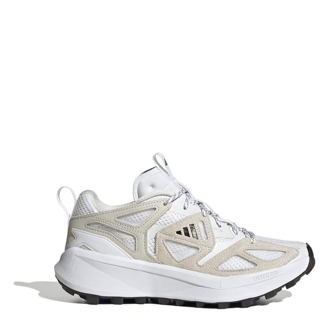 Kantai Trail Low Top Sneakers