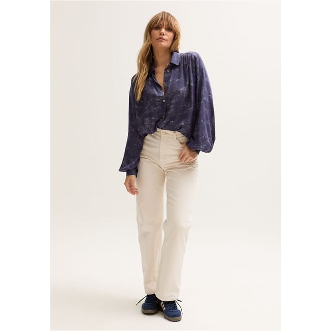 Peter Pan Collar Tonal Foulard PrinT-Shirt In Blue