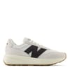 Low Top Round Toe Flat Heel Sneakers
