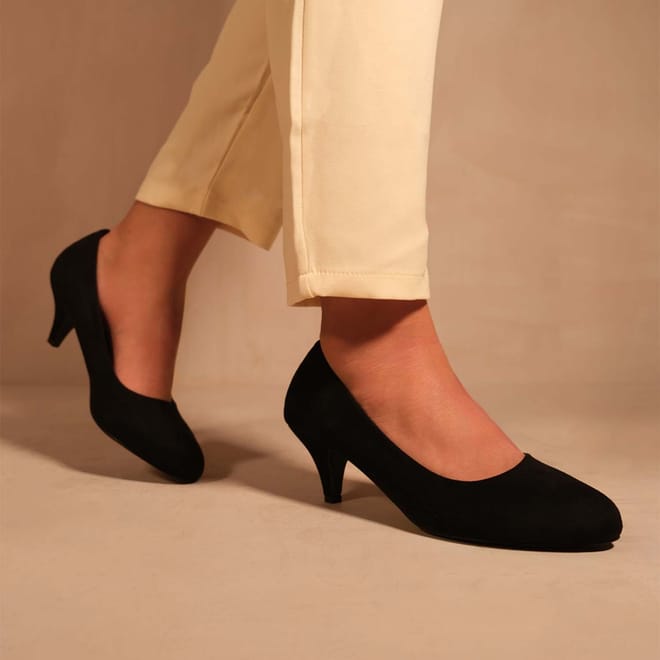 Low Heel Court Pumps