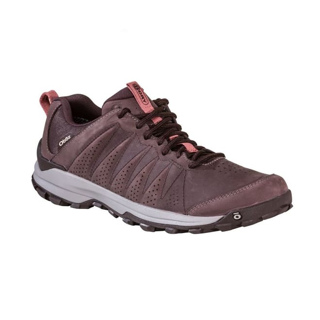 Sypes Low Top Round Toe Sneakers