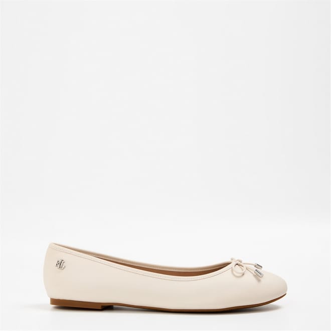 Jayna Flat Shoes