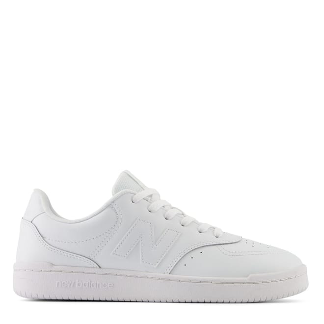 Round Toe Low Top Sneakers