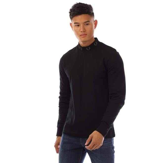 Laurel Wreath Neck Long Sleeve T-Shirt