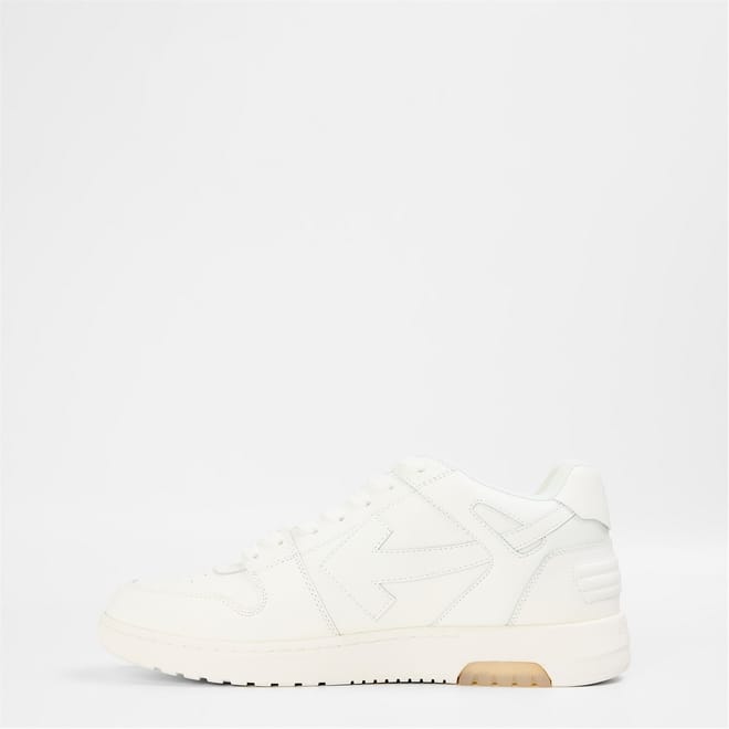 Low Top Round Toe Flat Heel Sneakers