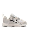 V5 Rnr Low Top Flat Heel Sneakers