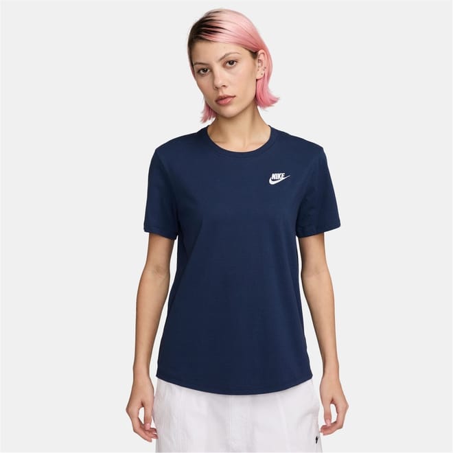 Womens Sportswear Club T-Shirt