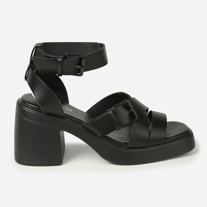 Block Heel Buckle Detailed Sandals