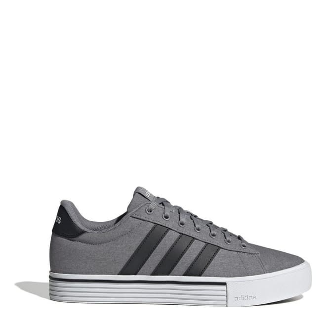 Daily 4.0 Lace-Up Low Top Sneakers