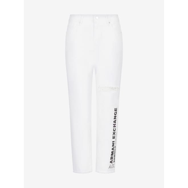 J16 Boyfriend-Fit Jeans