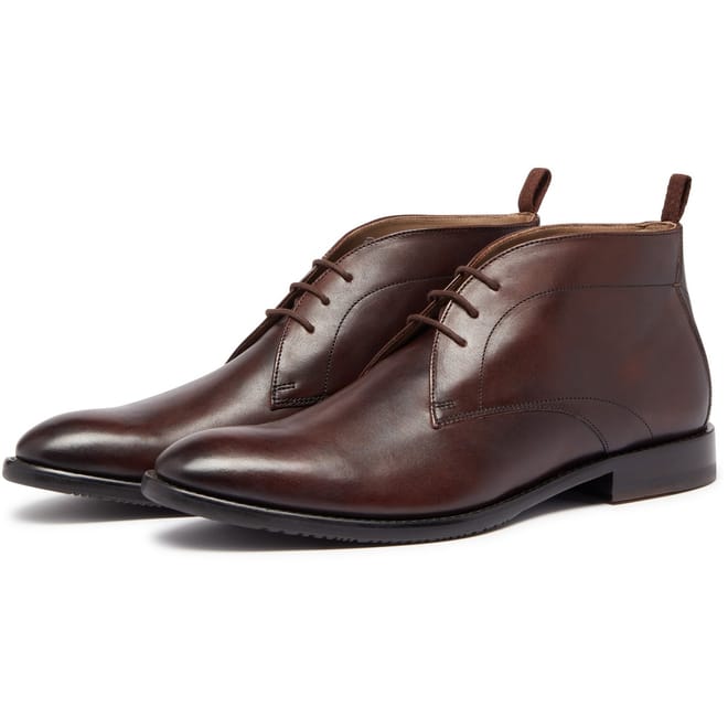 Farleton Leather Chukka Boots
