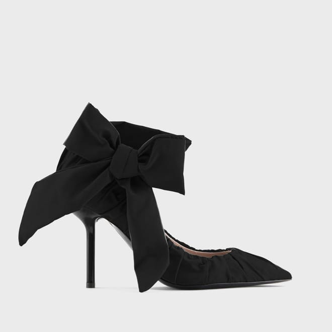 Bow Heels