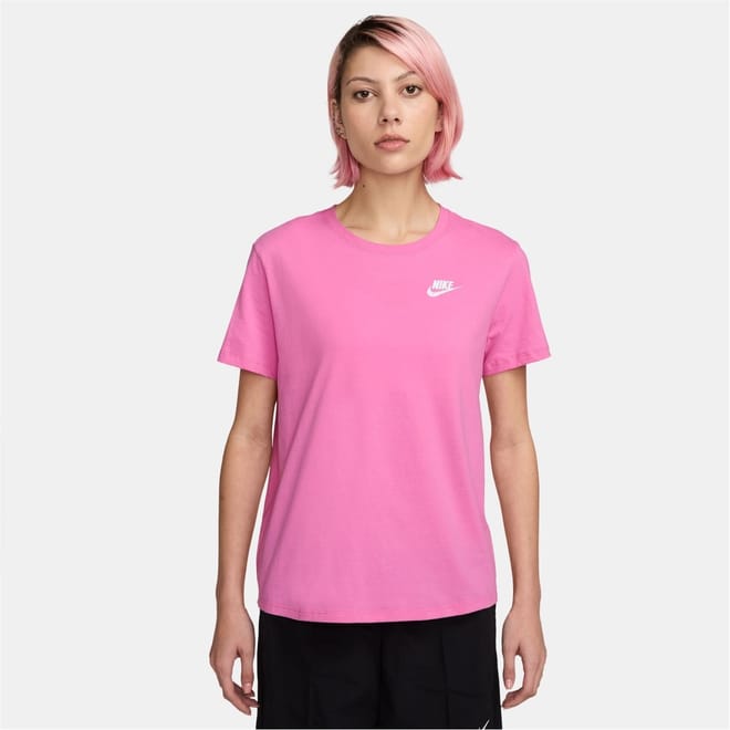 Womens Sportswear Club T-Shirt