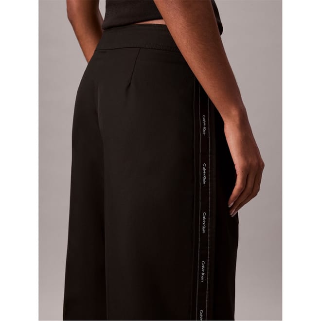 Wide Leg Solid Patterned Trousers