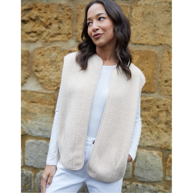 Niya Solid Patterned Gilet