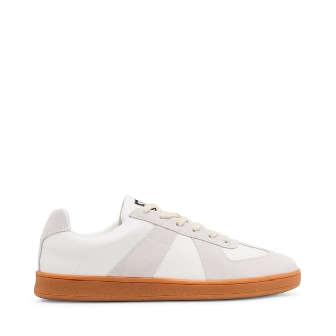 Waltor Court Low Top Sneakers