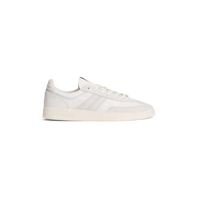 Greenwich Leather Low Top Sneakers
